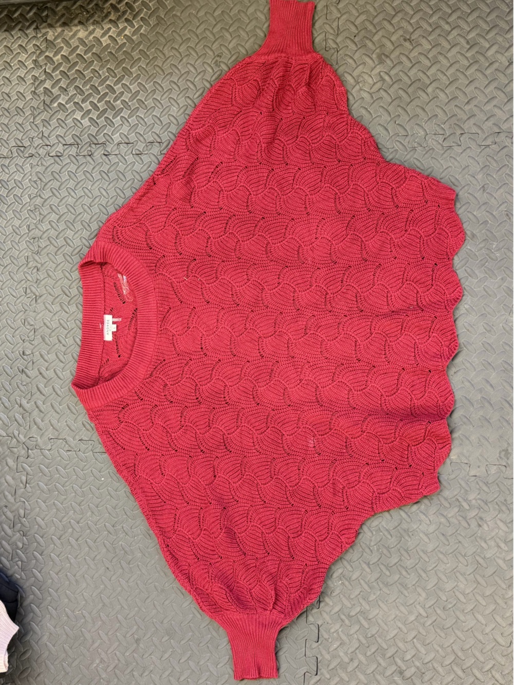 ANDREE BY UNIT Raspberry Textured Knit Sweater